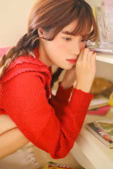 佐伯奈