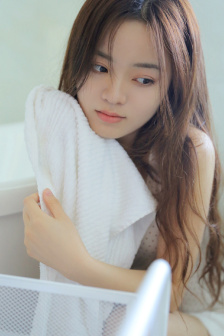 翁与小莹浴室欢爱52章